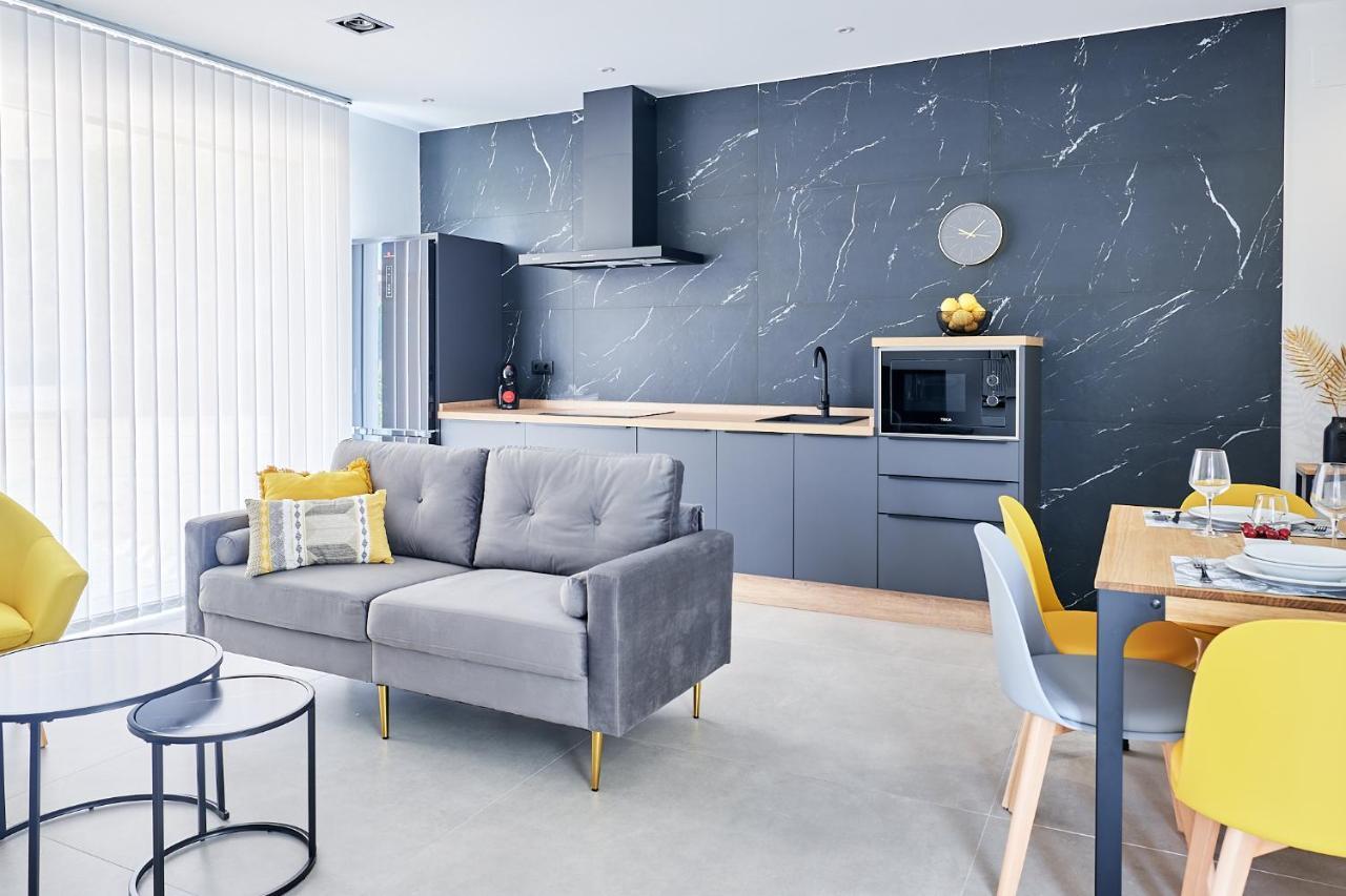9 Nidos Centrica Suites - Nuevo Plasencia Zewnętrze zdjęcie