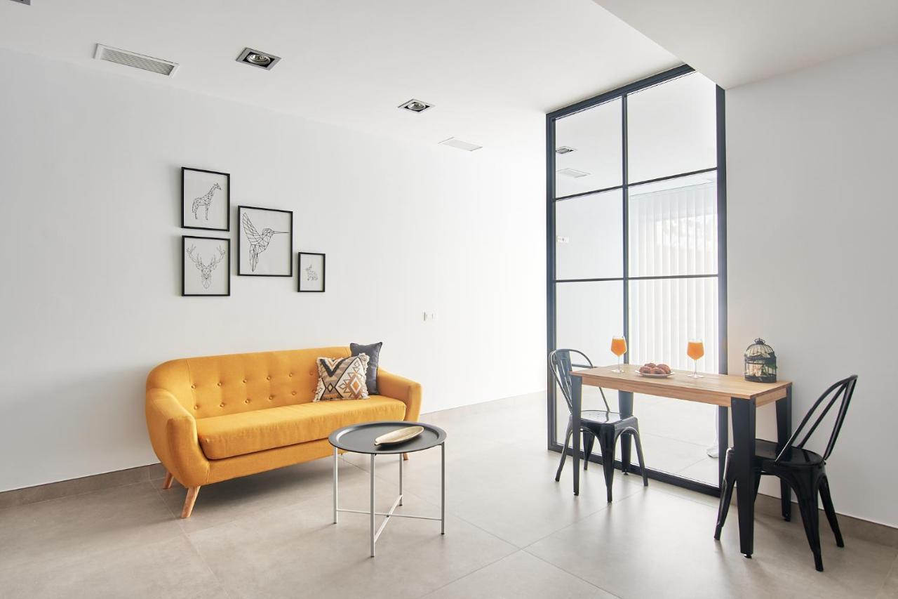 9 Nidos Centrica Suites - Nuevo Plasencia Zewnętrze zdjęcie
