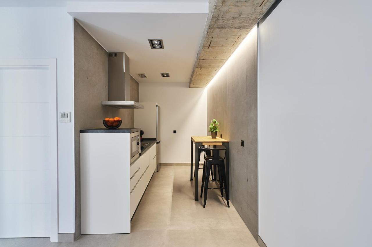 9 Nidos Centrica Suites - Nuevo Plasencia Zewnętrze zdjęcie