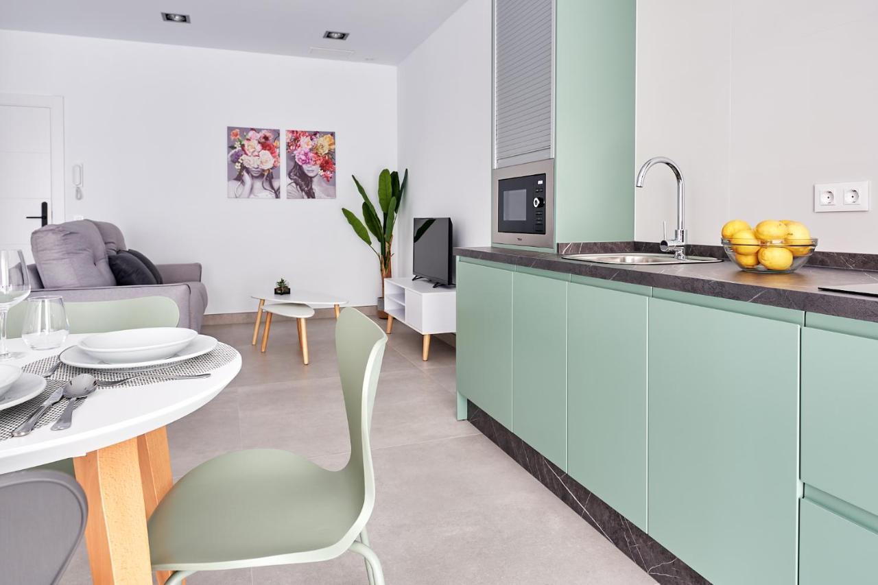 9 Nidos Centrica Suites - Nuevo Plasencia Zewnętrze zdjęcie